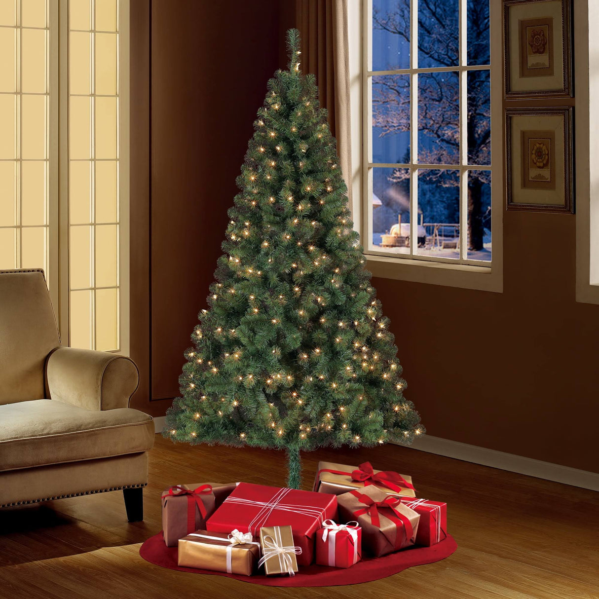 Holiday Time Pre-Lit 6.5' Madison Pine Green Artificial Christmas Tree, Clear-Lights